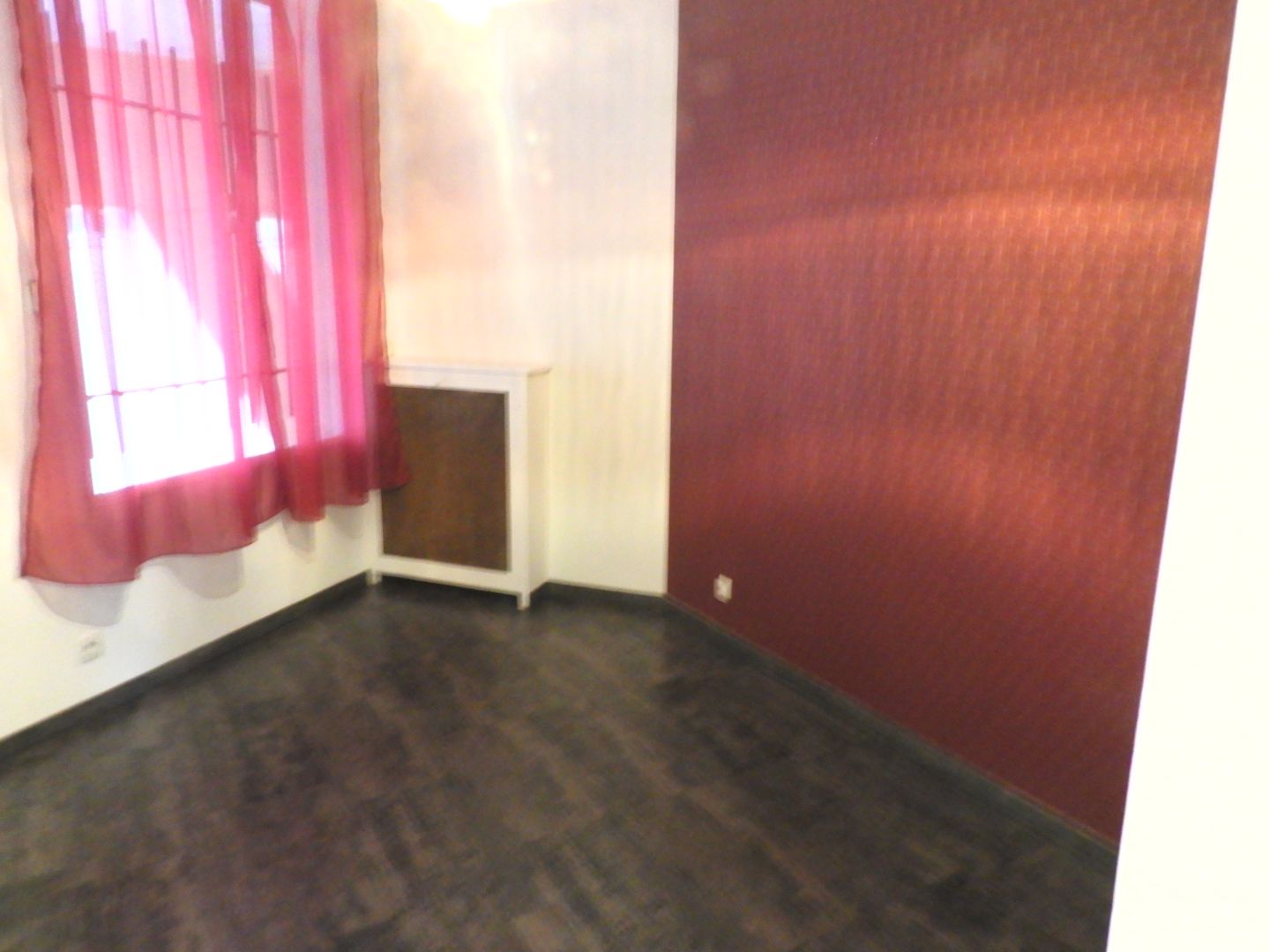 2 pieces loué vide par salengro