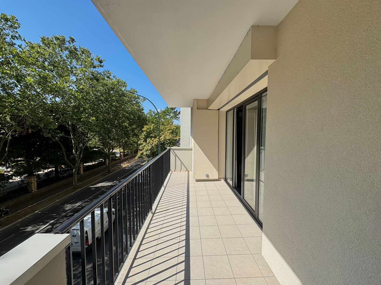 Appartement parc Roguet  Clichy 3 pièce(s) 89 m2