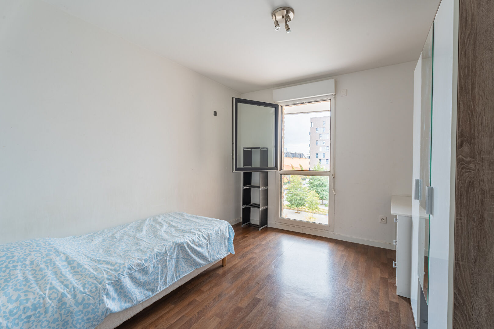 Appartement St Ouen 6 pièce(s) 108.64 m2