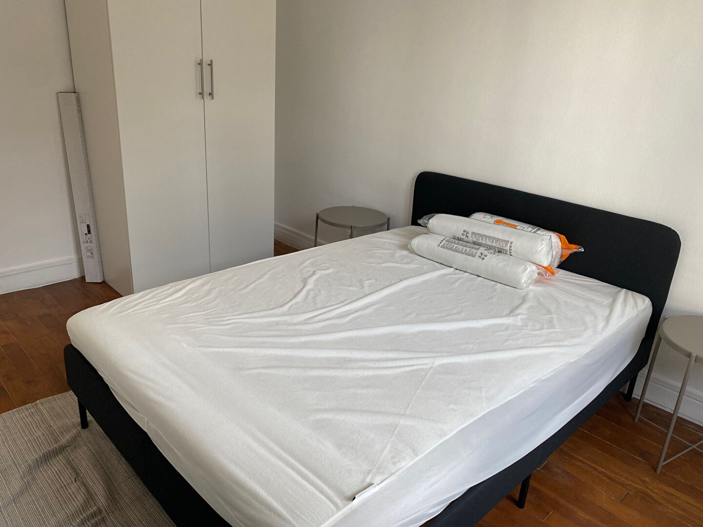 proche place république