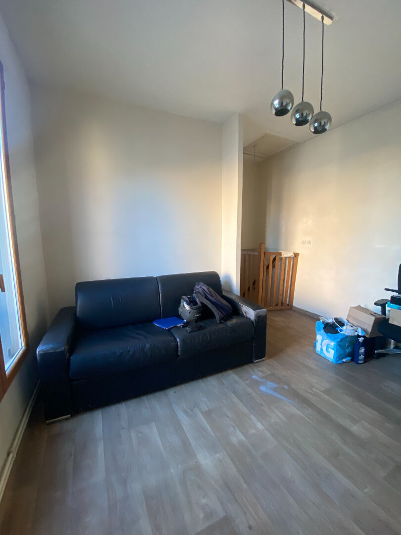 Appartement  Colombes 2 pièce(s) 32.8 m2