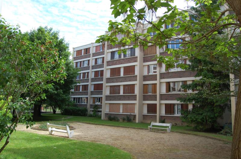 COLOMBES VALMY