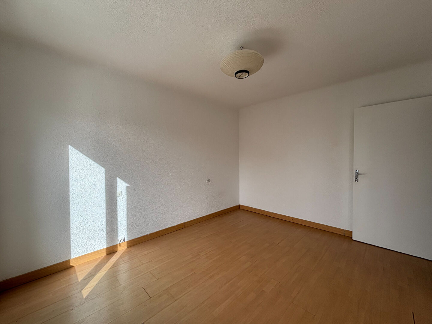 À louer à l'année - Appartement T3