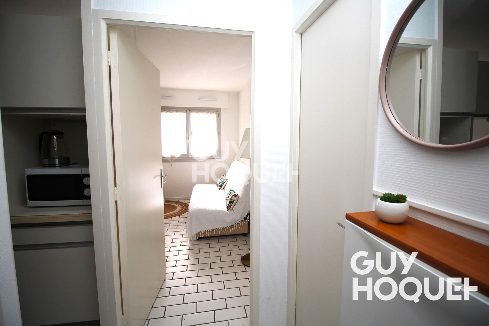 À louer à l'année ? T2 meublé ? Canet Sud