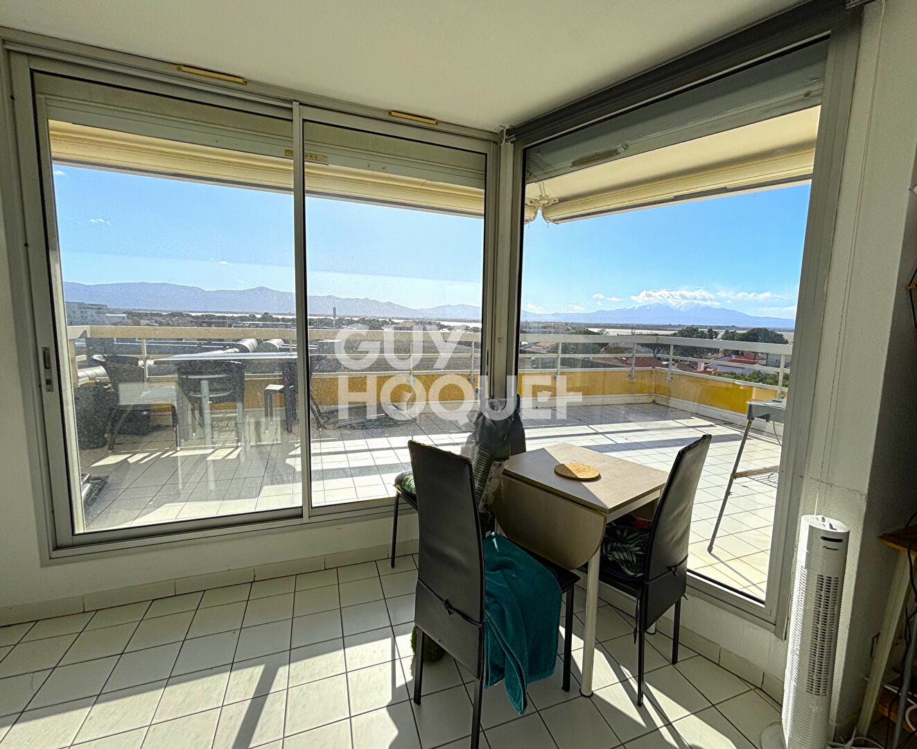 Appartement T2 - Vue Canigou - dernier étage avec terrasse de 30m²