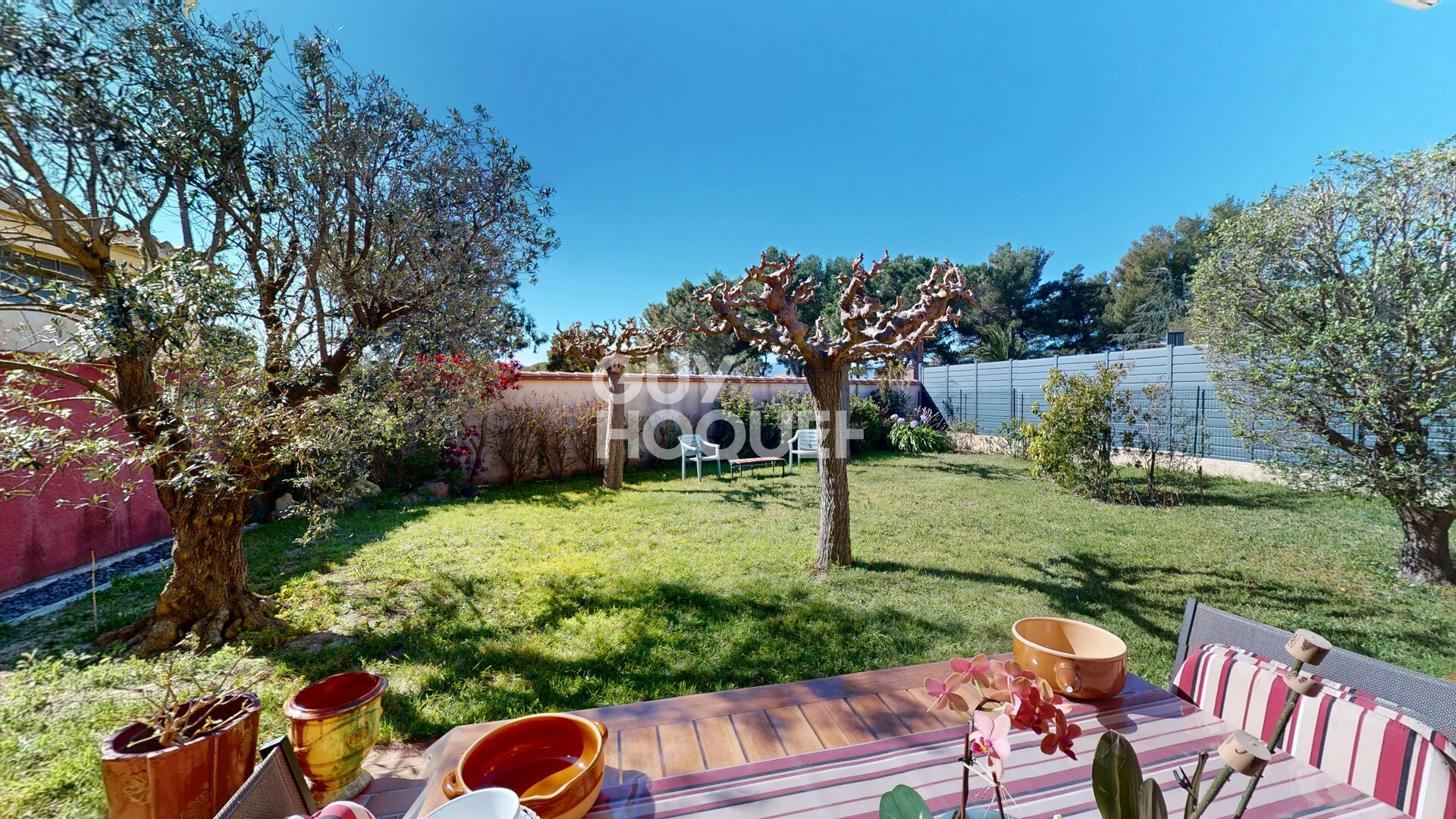 Villa T4 en 4 faces  sur parcelle de 475 m² + garage - piscinable