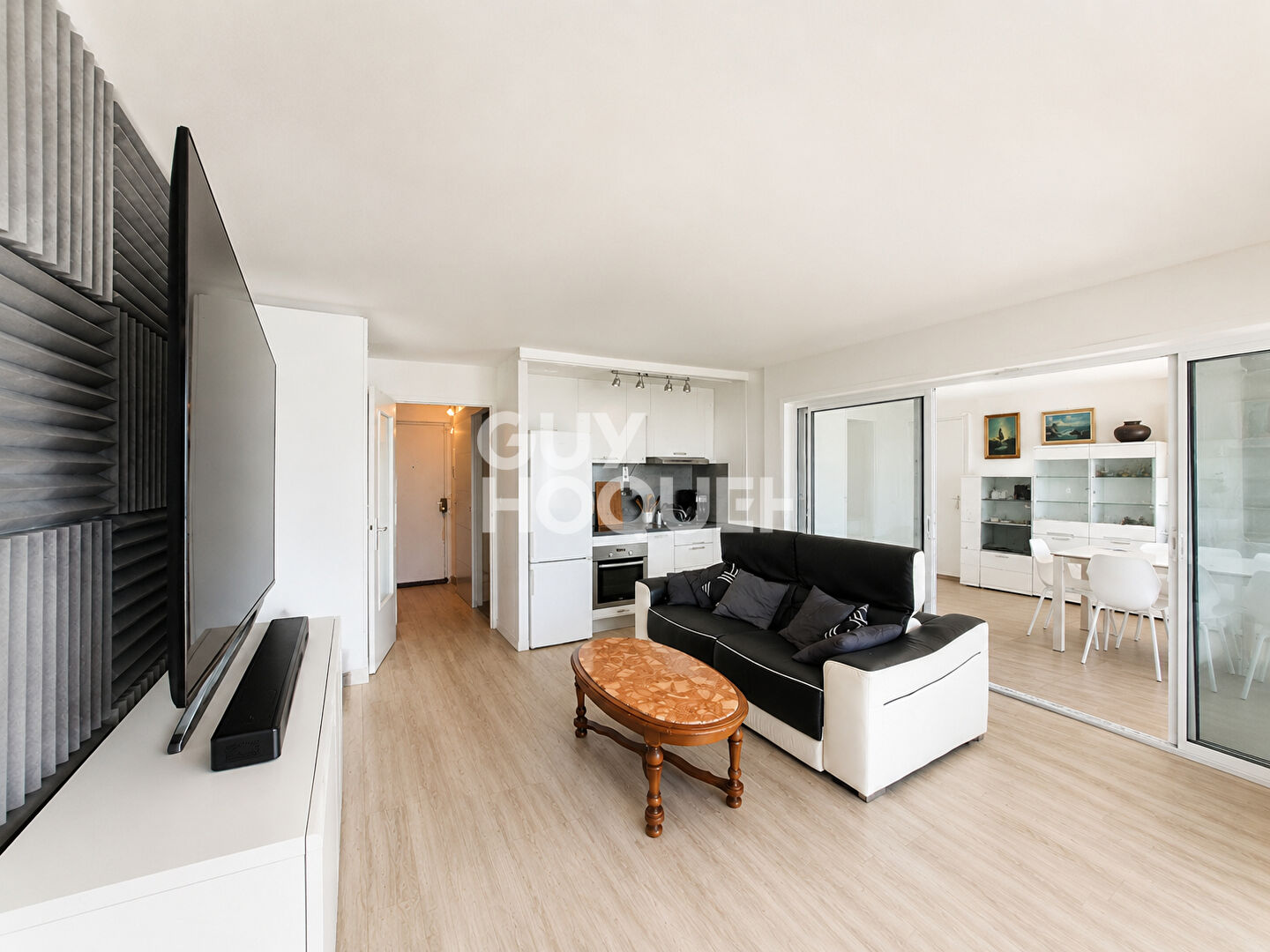 Appartement T3 traversant avec studio intégré - 97m2 - Vue mer à Canet-Plage !