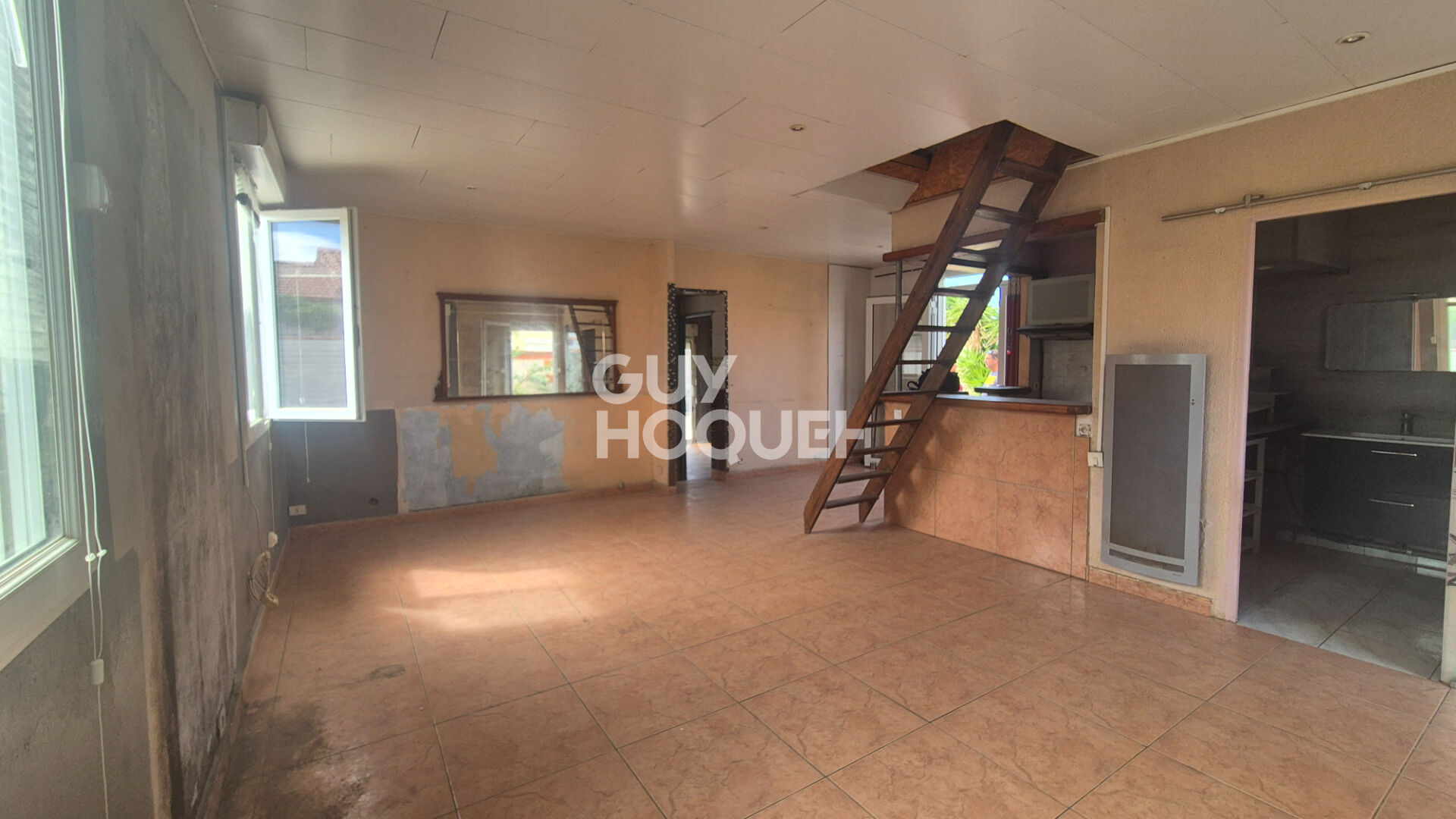 Canétoise - 434m² de terrain - garage