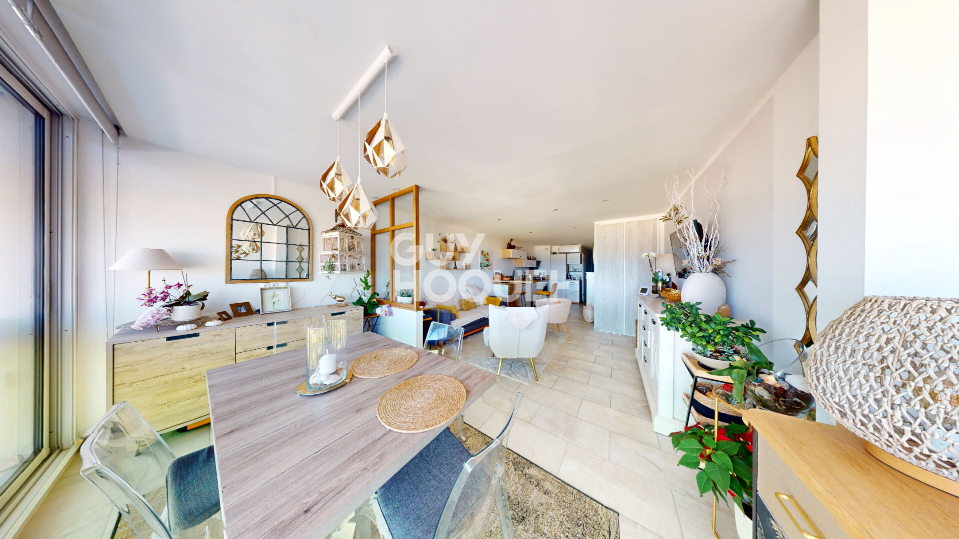 Appartement T3 traversant - Vue mer & Vue Canigou - 61 m²