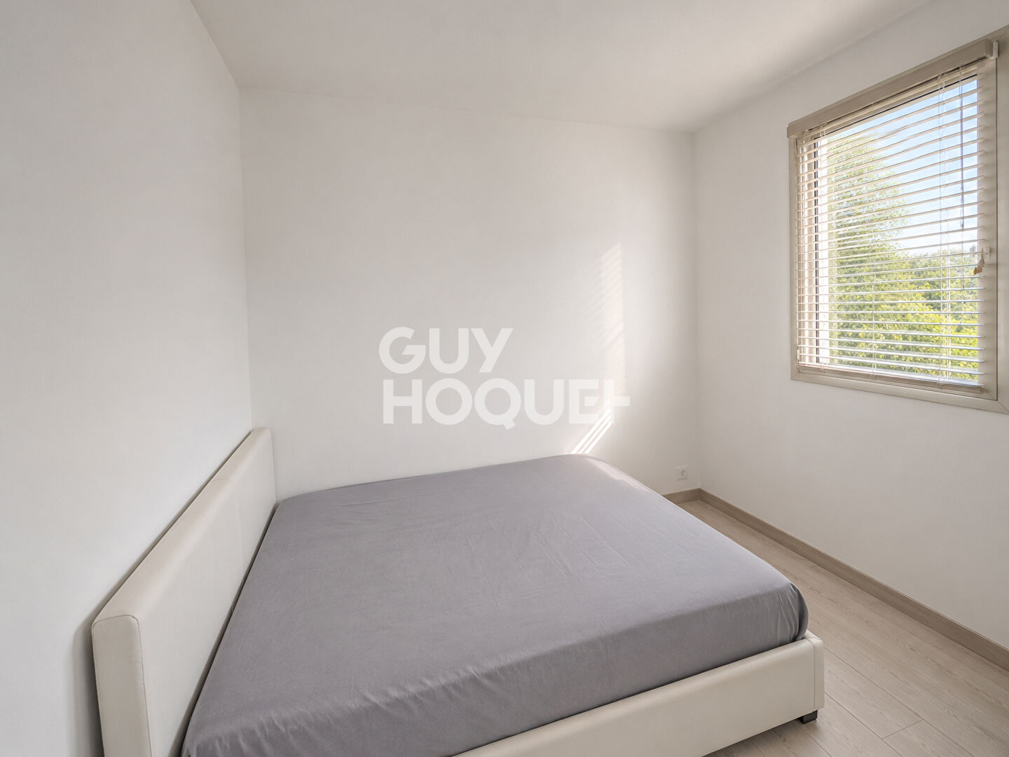 Appartement Studio cabine avec locataire à l'année.