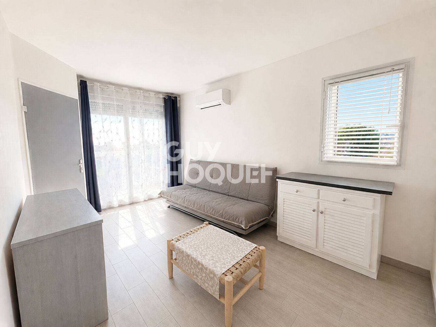 Appartement Studio cabine avec locataire à l'année.