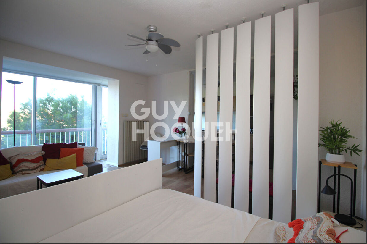 A  louer - Appartement T2 entièrement rénové avec cave - Proche Castillet