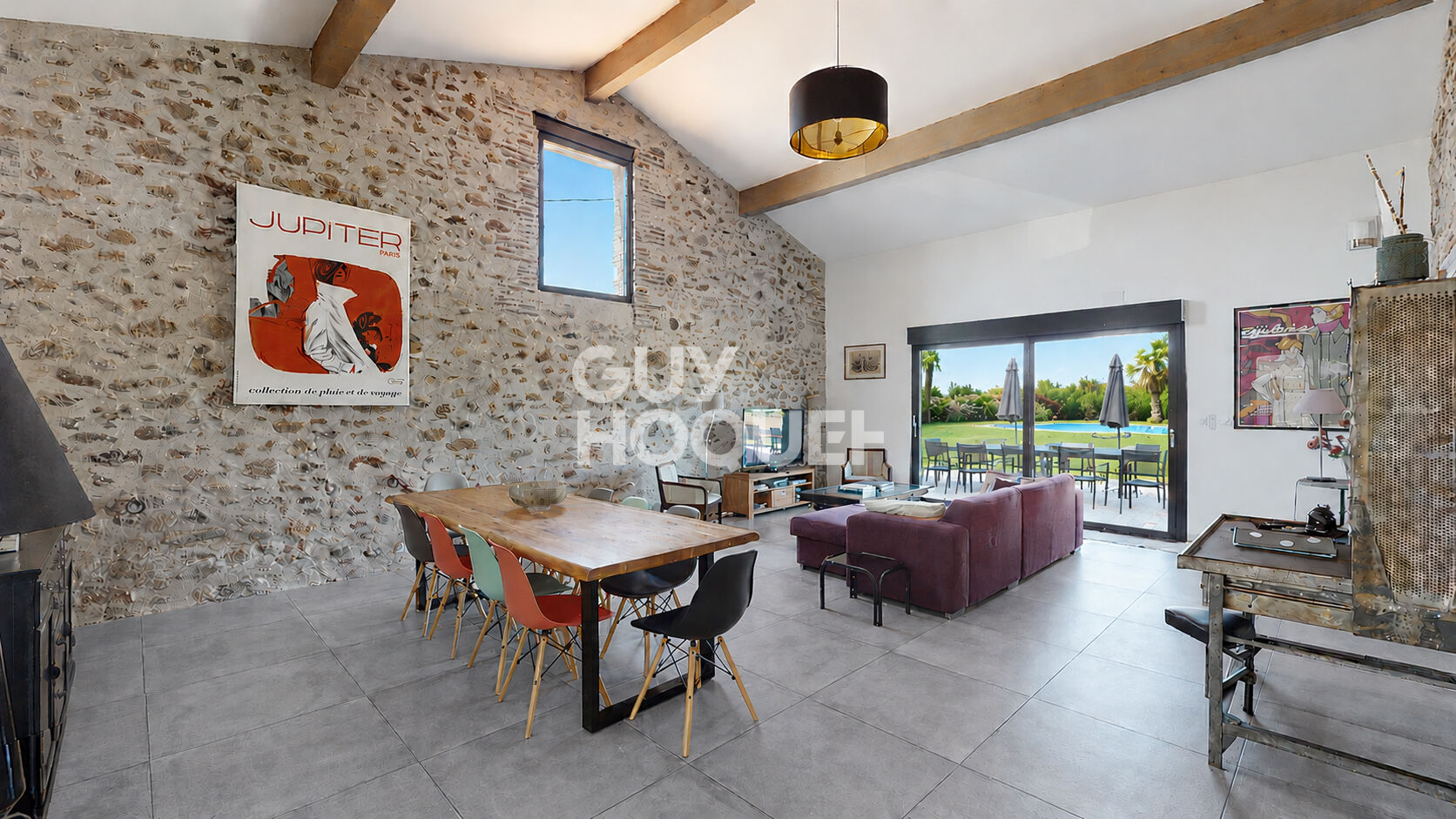 Demeure de prestige Saint Genis Des Fontaines 17 pièce(s) 410 m2 habitables +local agricole à usage commercial
