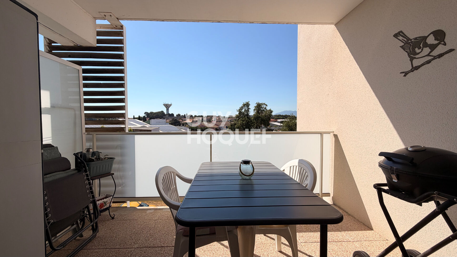 Appartement T3  au 3ème étage vendu loué - à vendre en Centre-ville de Saint Cyprien (66750). EXCLUSIVITE pour INVESTISSEUR -