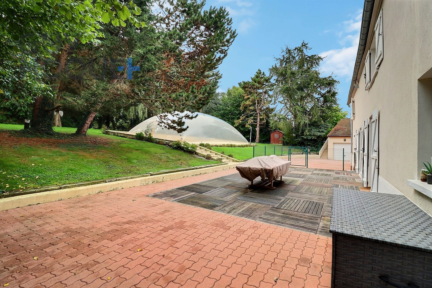 Maison  8 pièce(s) 350 m2