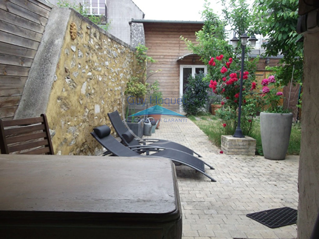 Maison 4 pièce(s) 95 m²