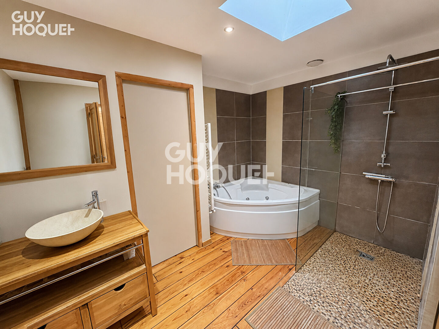 Maison MOUROUX 6 Pièces 150 m²
