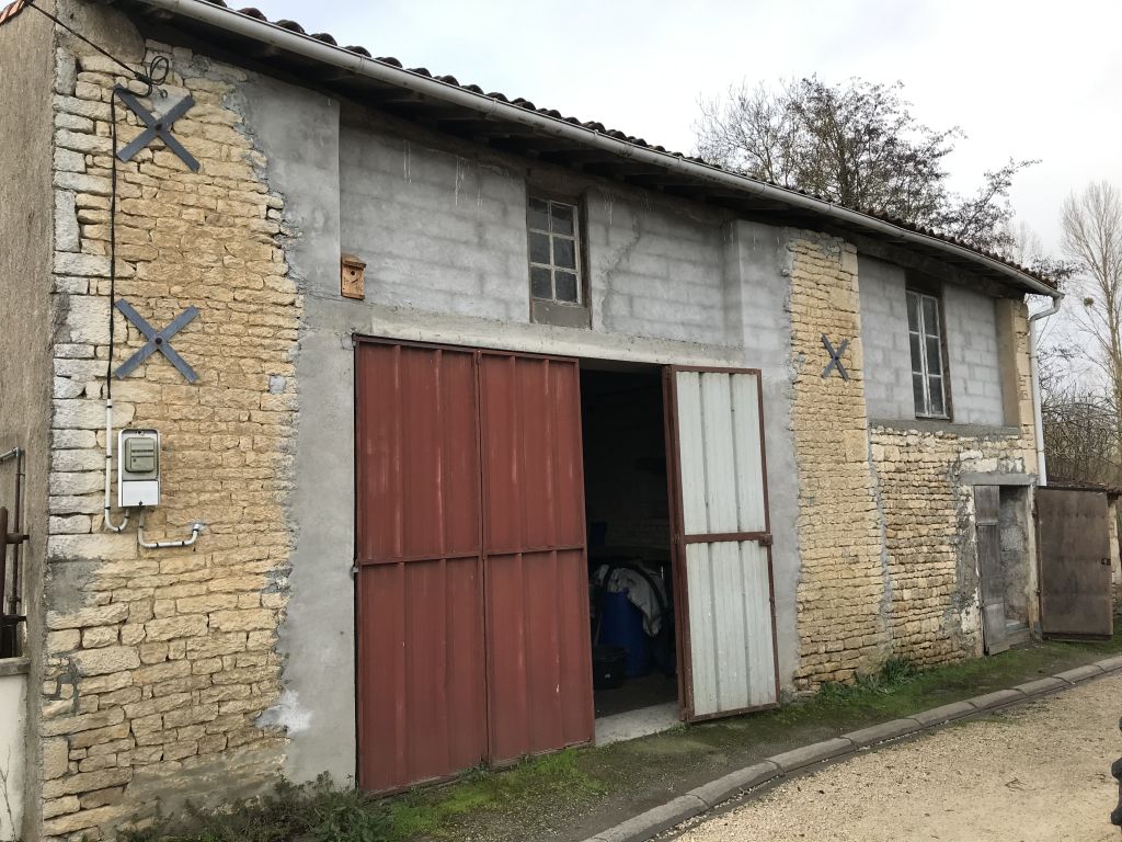 BELLE Dà?PENDANCE GRANGE A Rà?NOVER