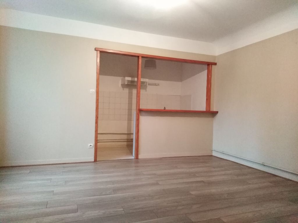 LOCATION ECHIRE