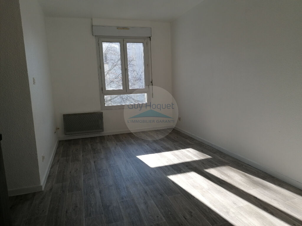 Appartement Niort 1 pièce(s) 24.35 m2