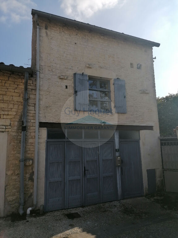 APPARTEMENT T.2 COULON