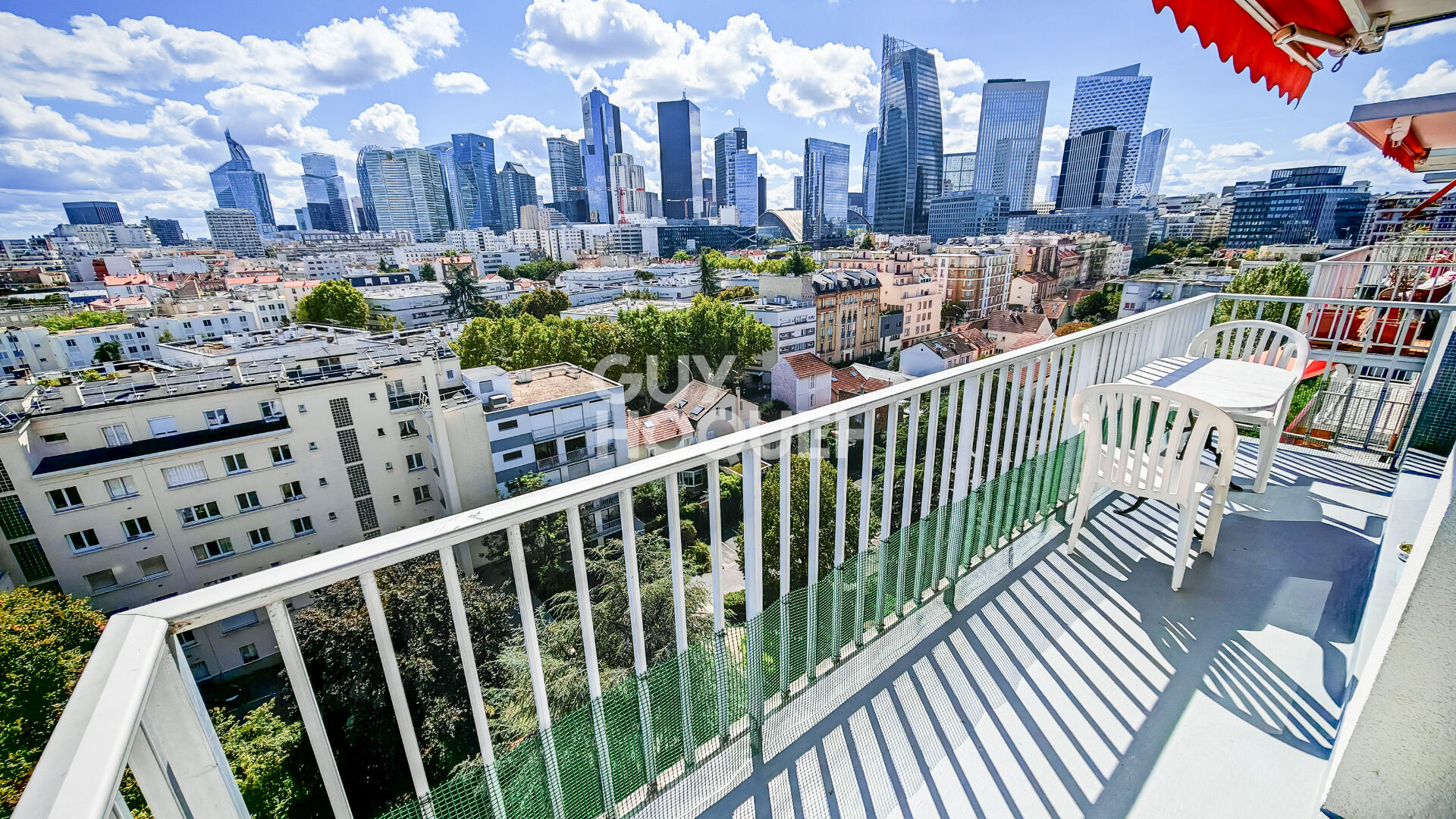 Appartement Courbevoie 5 pièces 99.05 m2