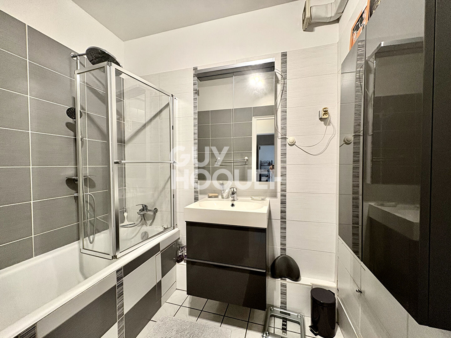 Appartement Courbevoie 2 pièces