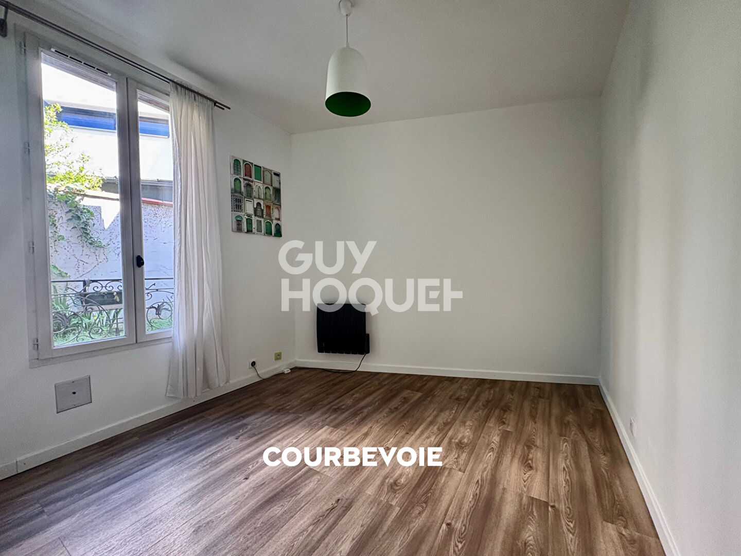 VENTE d'un appartement de 3 pièces 67 m² à COURBEVOIE