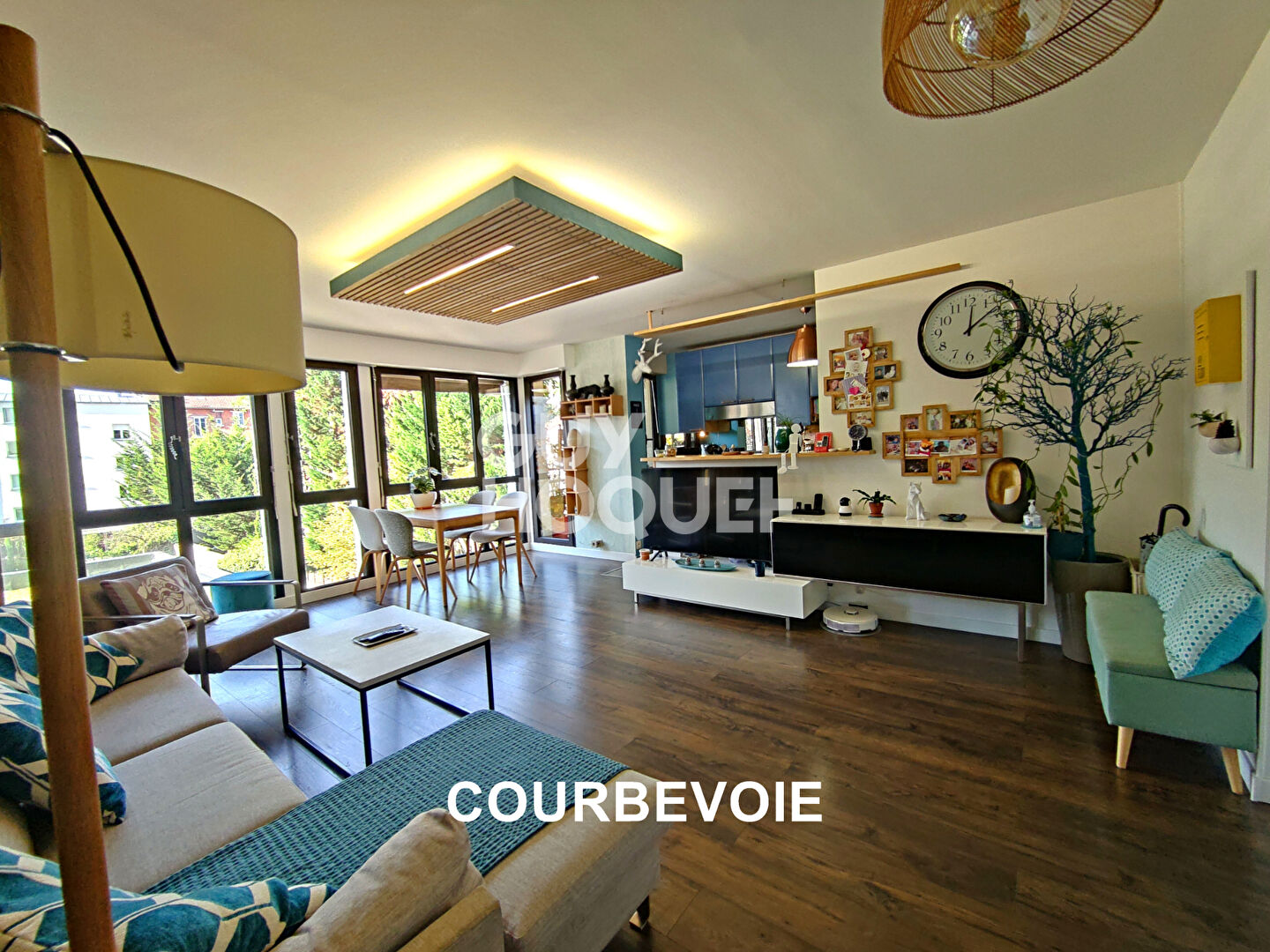 Appartement Courbevoie 4 pièces 84.33 m2