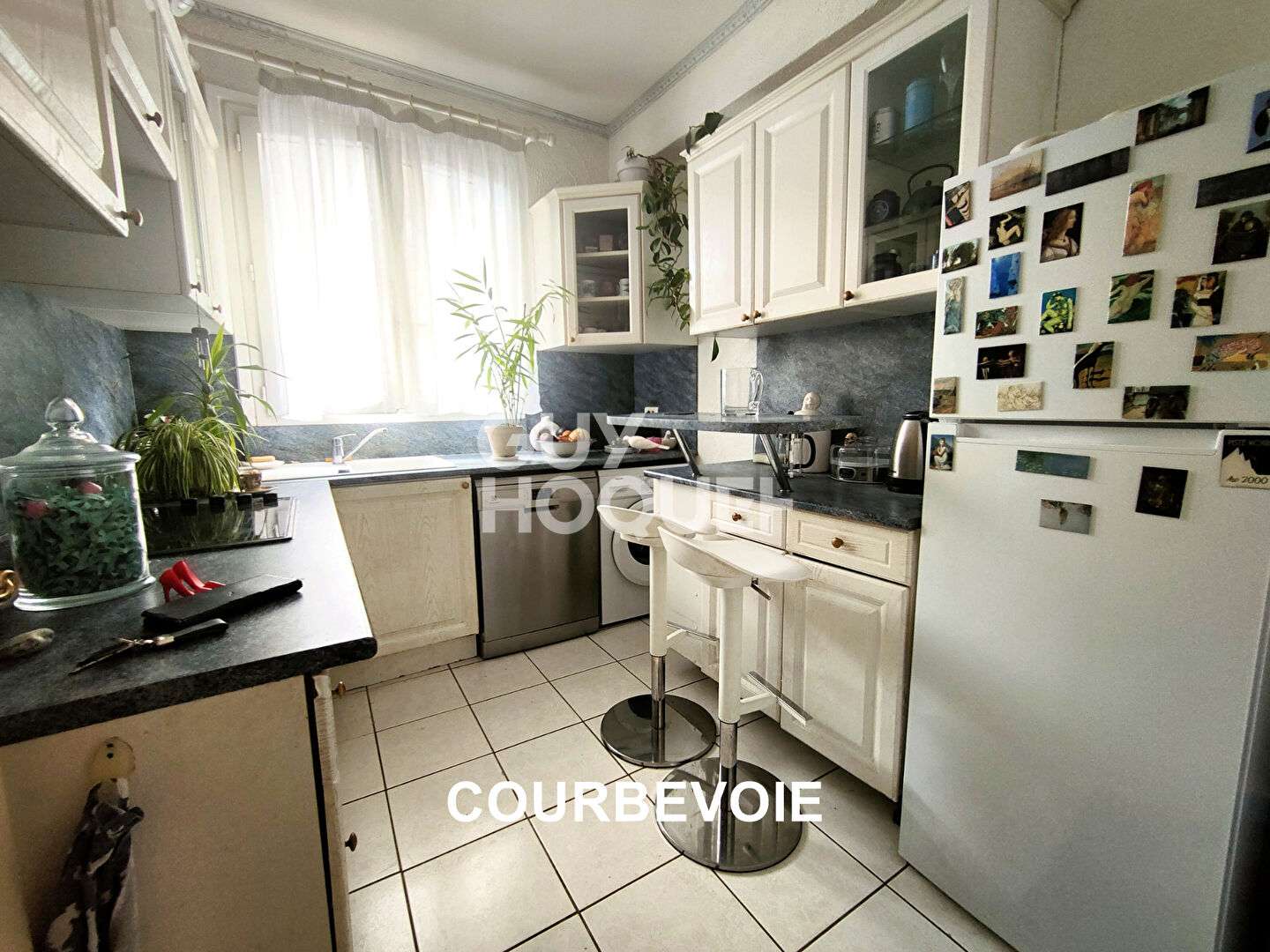 Appartement Courbevoie 4 pièces 72.38 m2