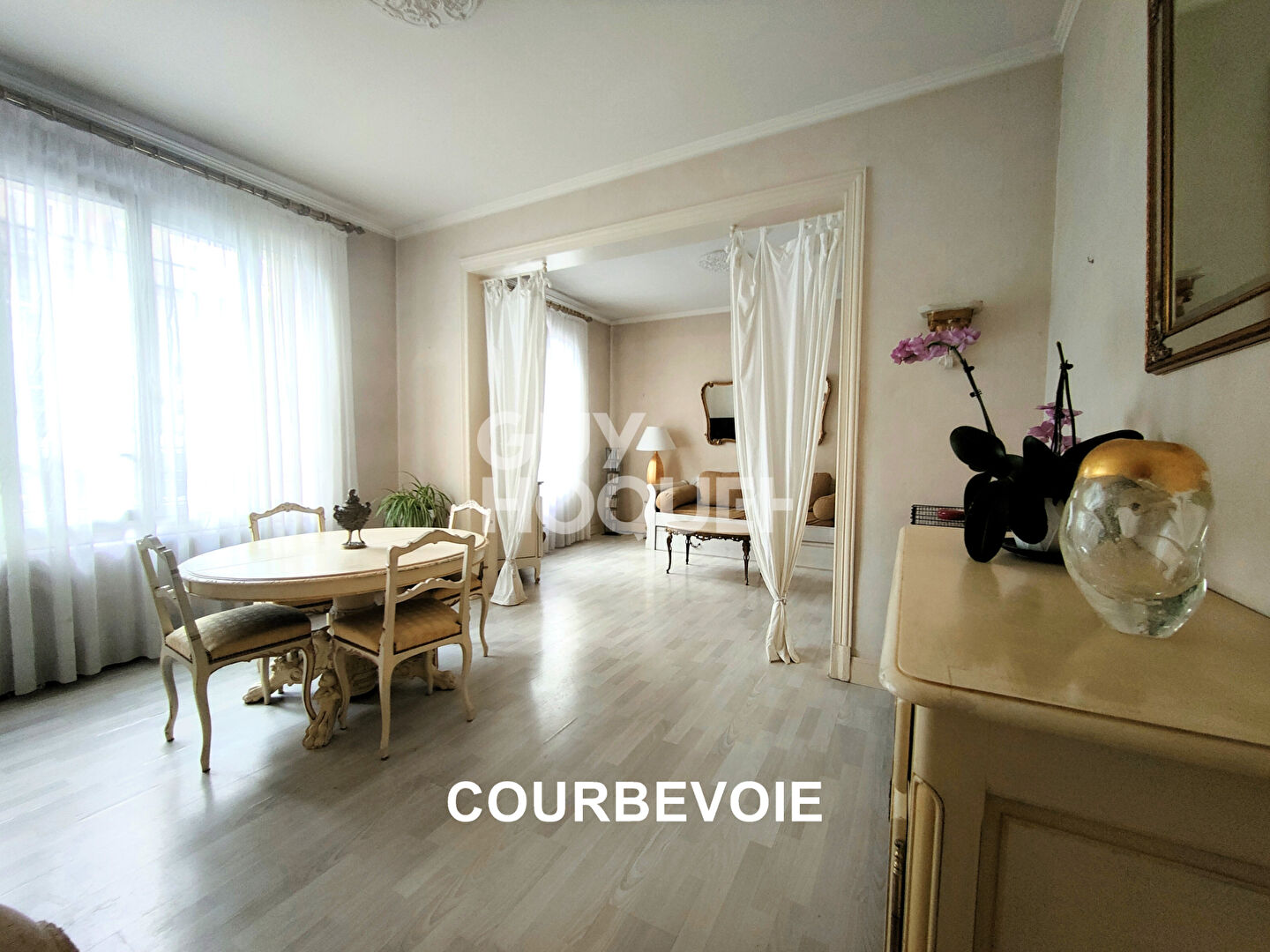 Appartement Courbevoie 4 pièces 72.38 m2