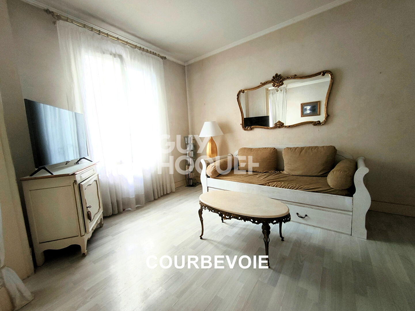 Appartement Courbevoie 4 pièces 72.38 m2