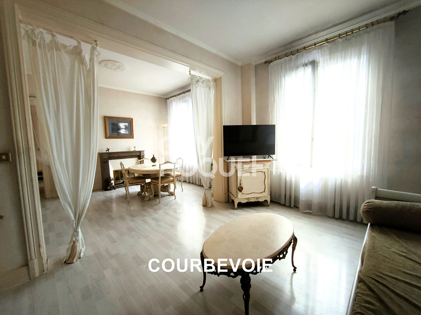 Appartement Courbevoie 4 pièces 72.38 m2