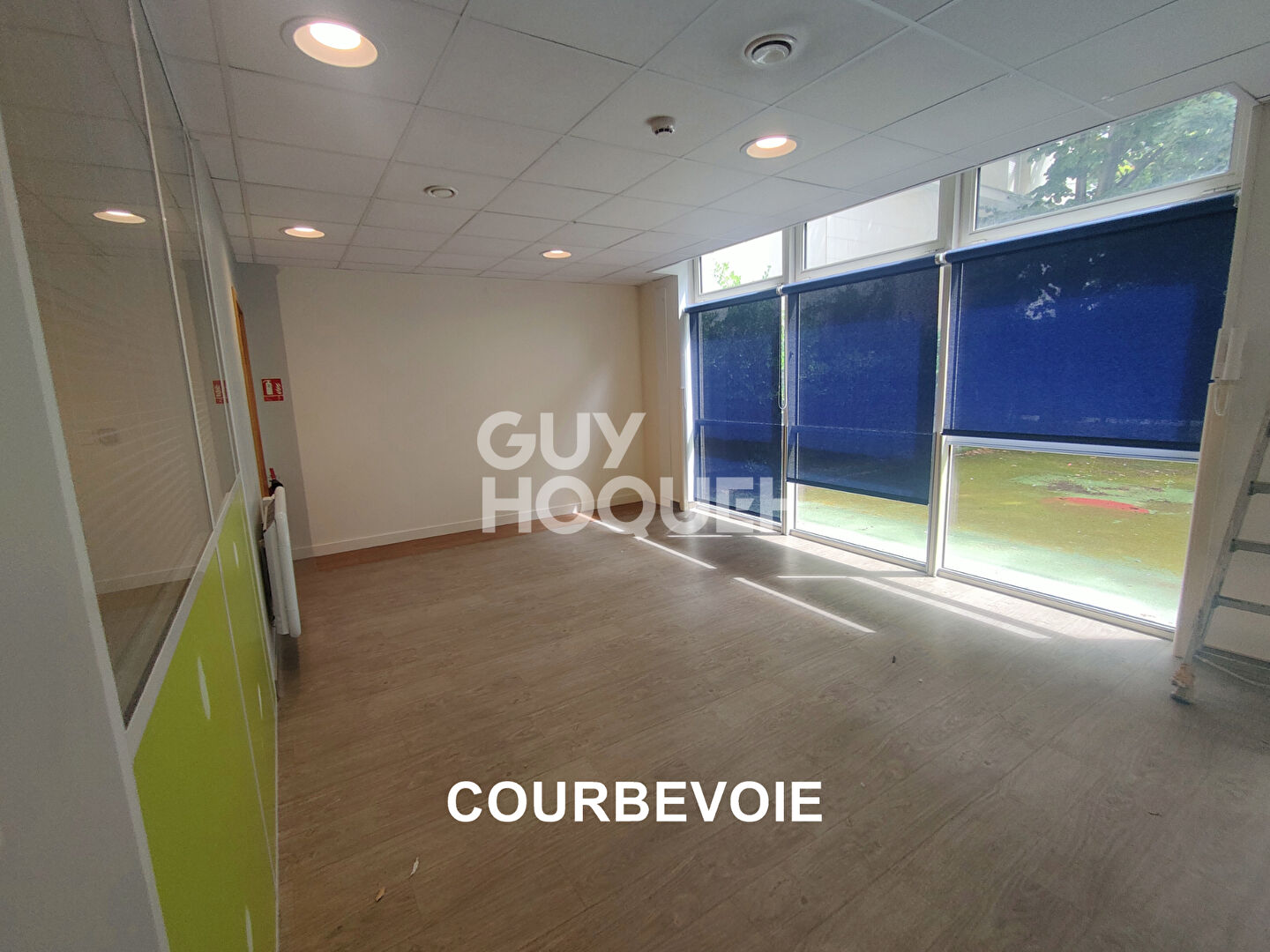 Local commercial Courbevoie 179m²