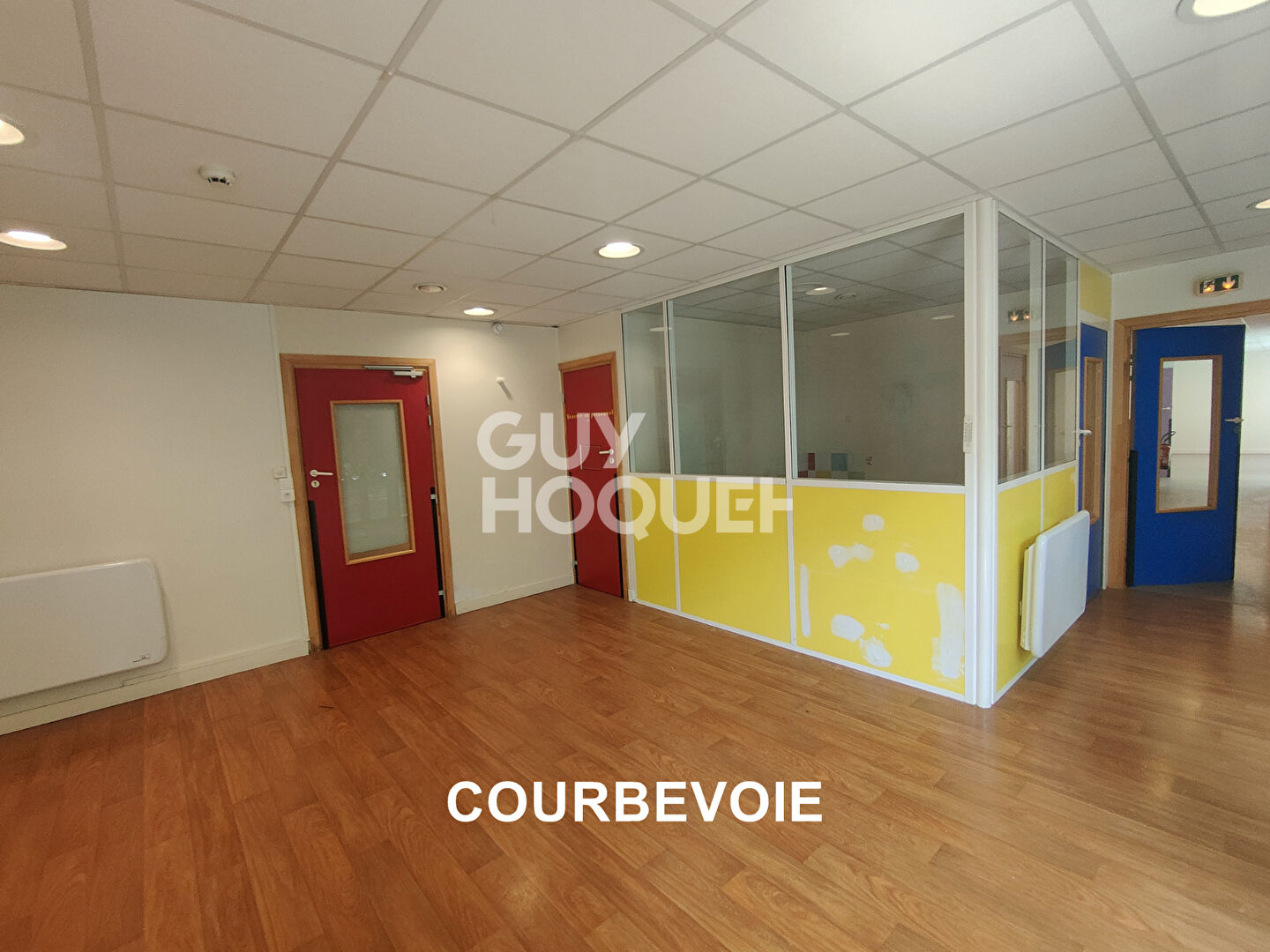 Local commercial Courbevoie 179m²