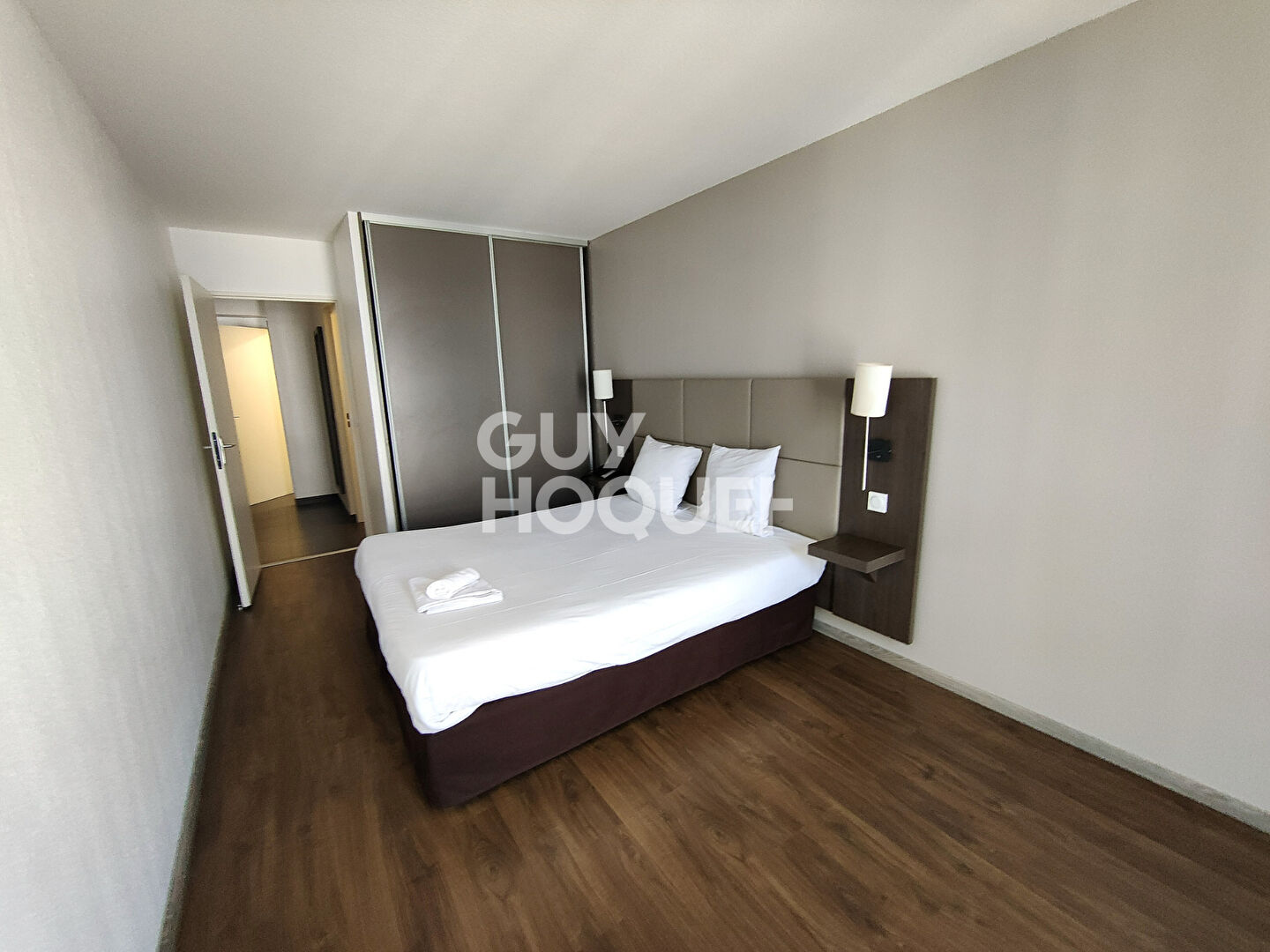 Appartement Courbevoie 2 pièces 49.81 m2