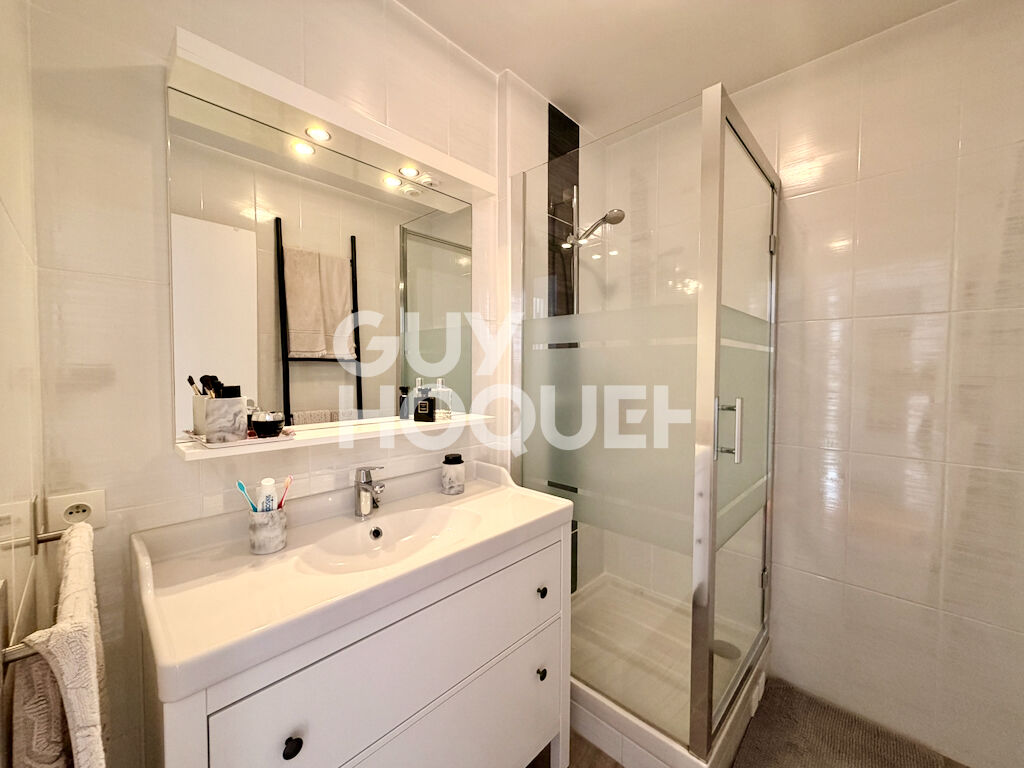 Appartement Courbevoie 2 pièces 55.5 m2