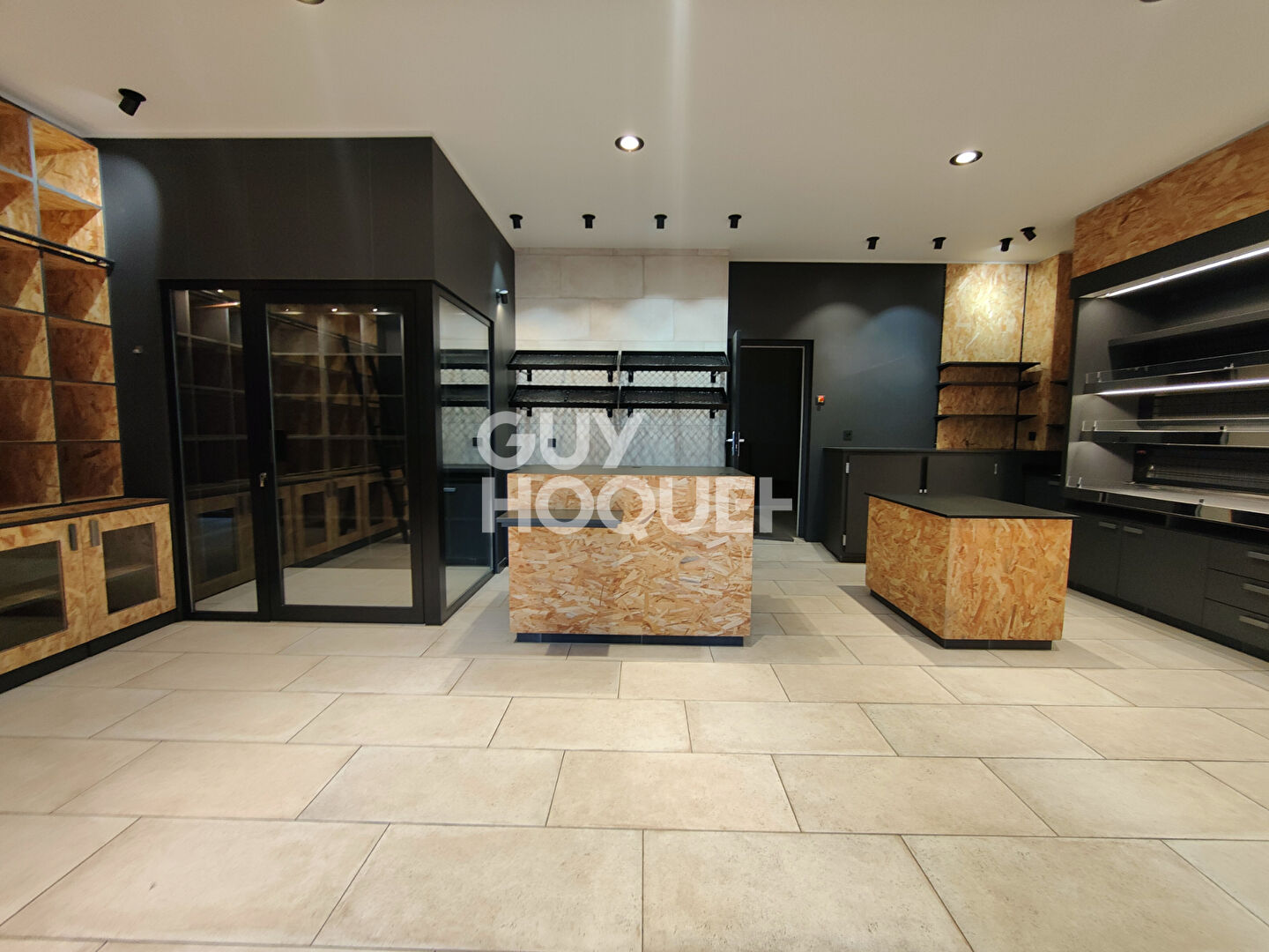 Local commercial  Paris 68,15 m2