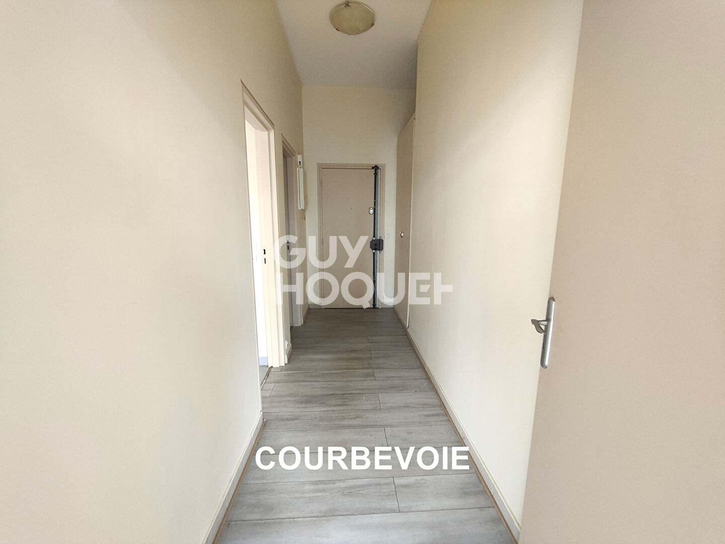 Appartement  6 pièces147.14 m2