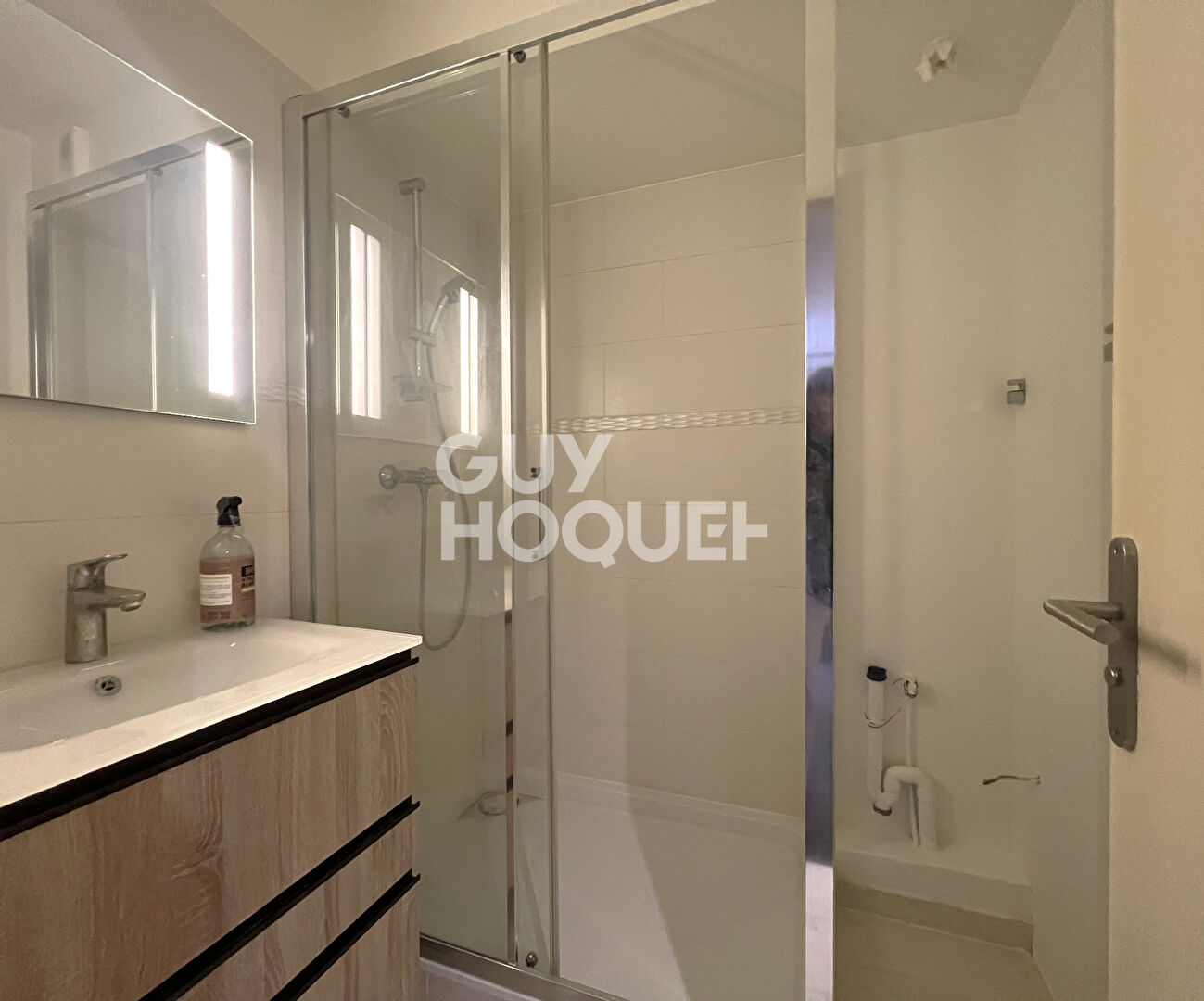 Appartement Courbevoie 2 pièces 32.75 m2