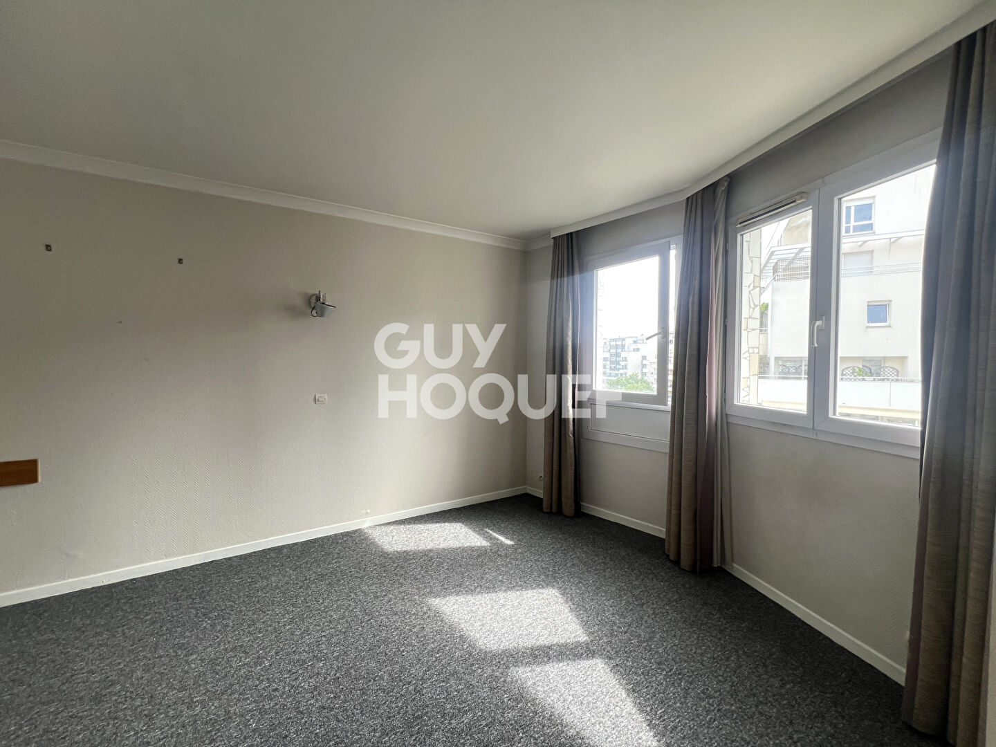 Appartement Courbevoie 2 pièces 32.75 m2