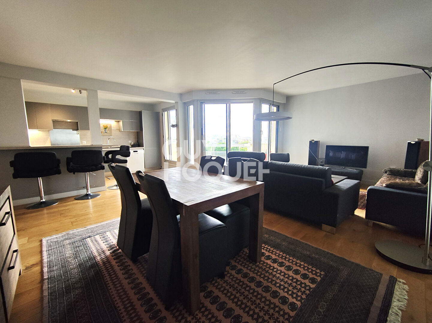 Appartement Courbevoie 4 pièces 96.05 m2
