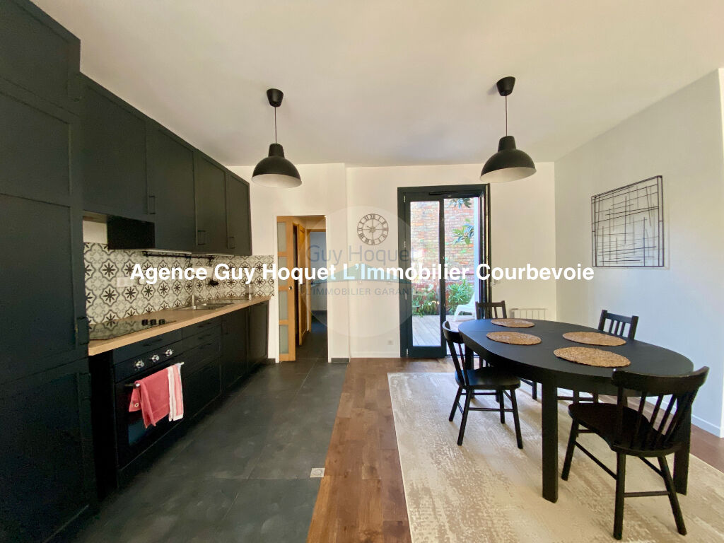 COURBEVOIE-REPUBLIQUE ,Maison meublée 5 pièces