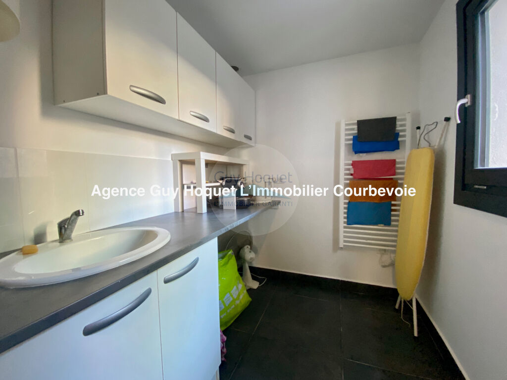 COURBEVOIE-REPUBLIQUE ,Maison meublée 5 pièces