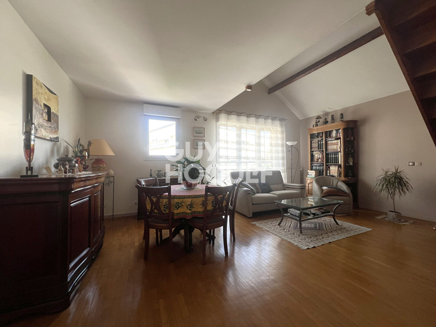 Appartement Courbevoie 3 pièces 90.05m2