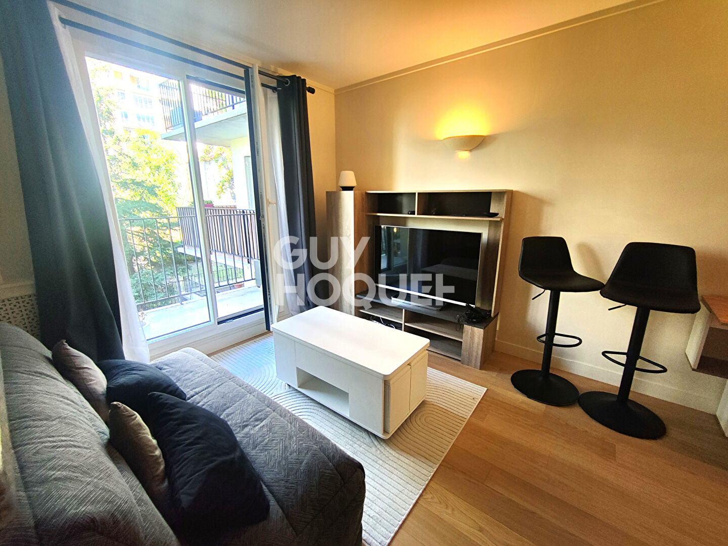 Appartement Courbevoie studio 28.67 m2