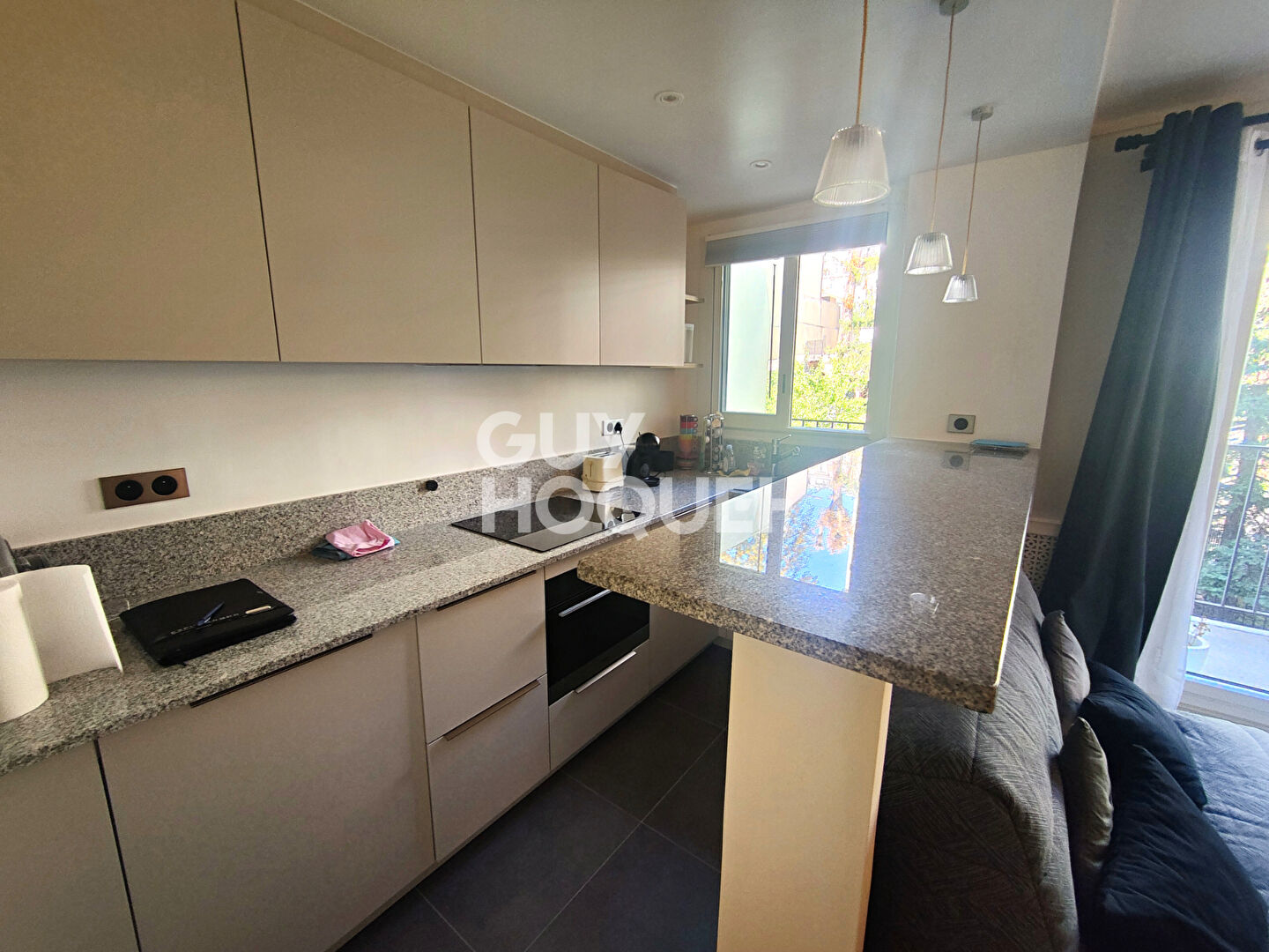 Appartement Courbevoie studio 28.67 m2