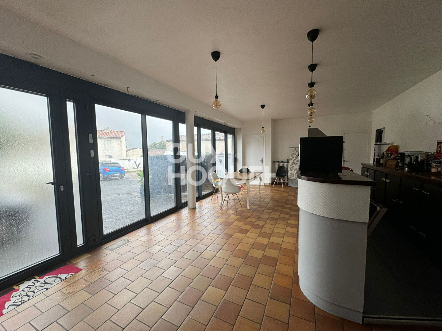 Ancien hôtel restaurant transformé en maison d'hôtes ? Opportunité unique !