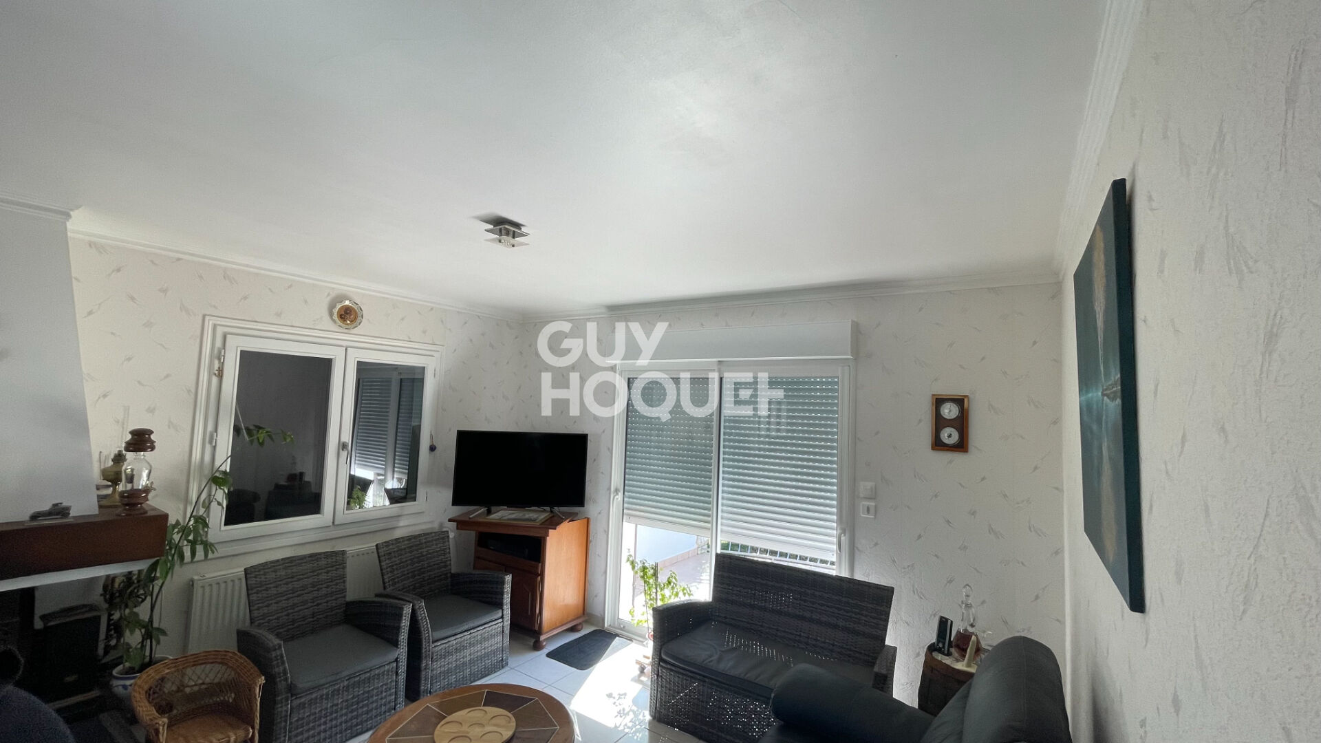 Maison familiale à Sémussac : Confort moderne et cadre verdoyant à deux pas des plages