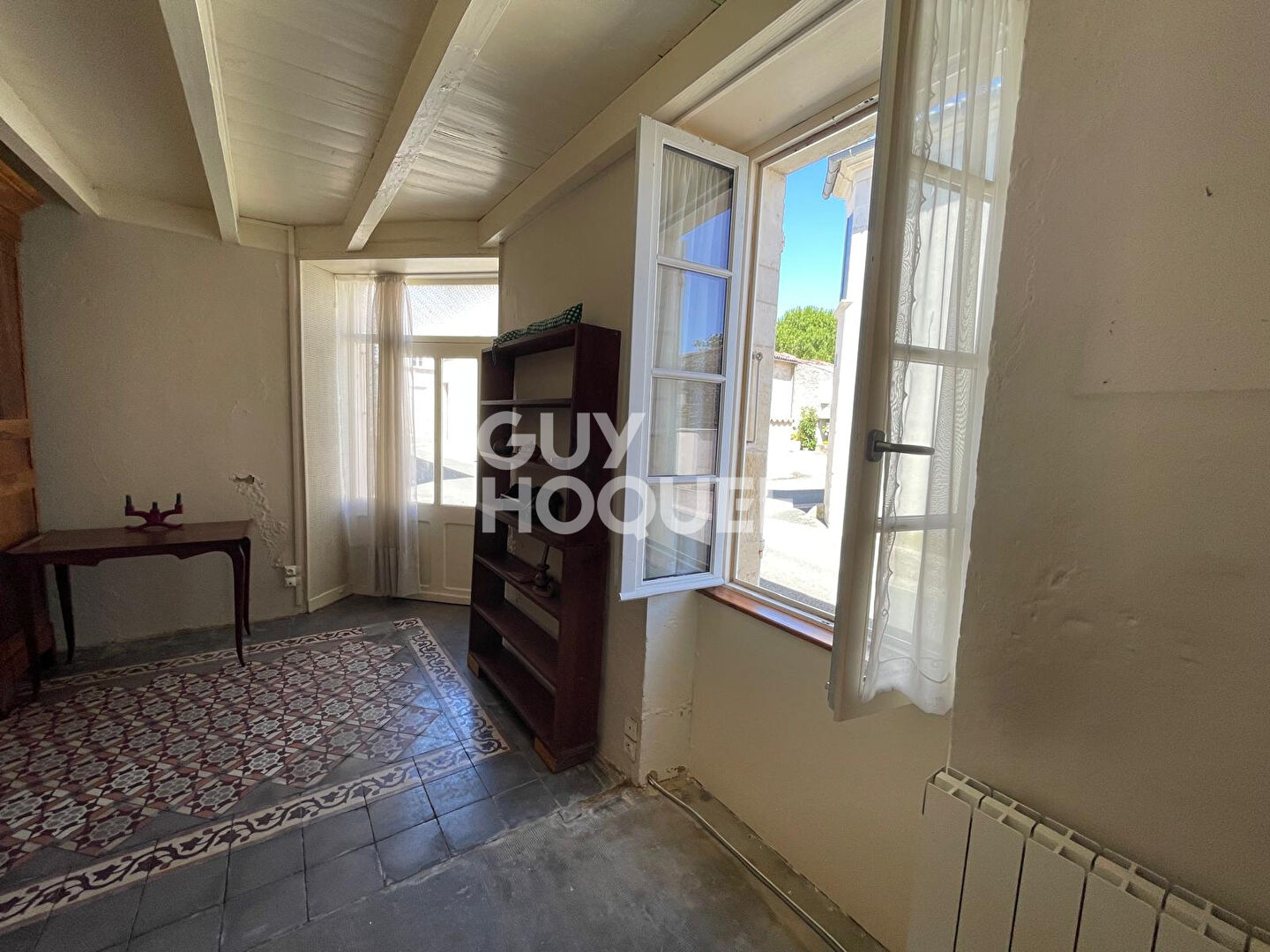 Longère spacieuse au coeur de St André de Lidon - Une opportunité à saisir !